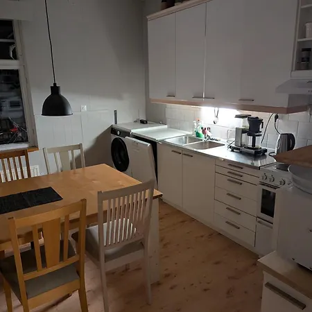 Daire Bjoerk - Charmig Laegenhet Naera Centrum *