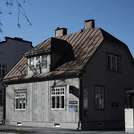 Bjoerk - Charmig Laegenhet Naera Centrum Apartment Jakobstad
